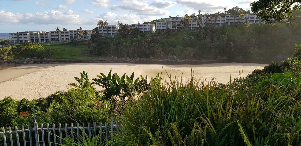 Aride 4 Awesome View Of Uvongo Main Swimming Beach From Communal Braai Area Apartment Margate Exterior photo